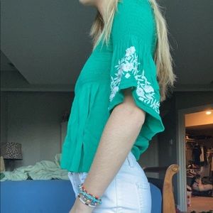 Hollister square neck/off the shoulder summer top